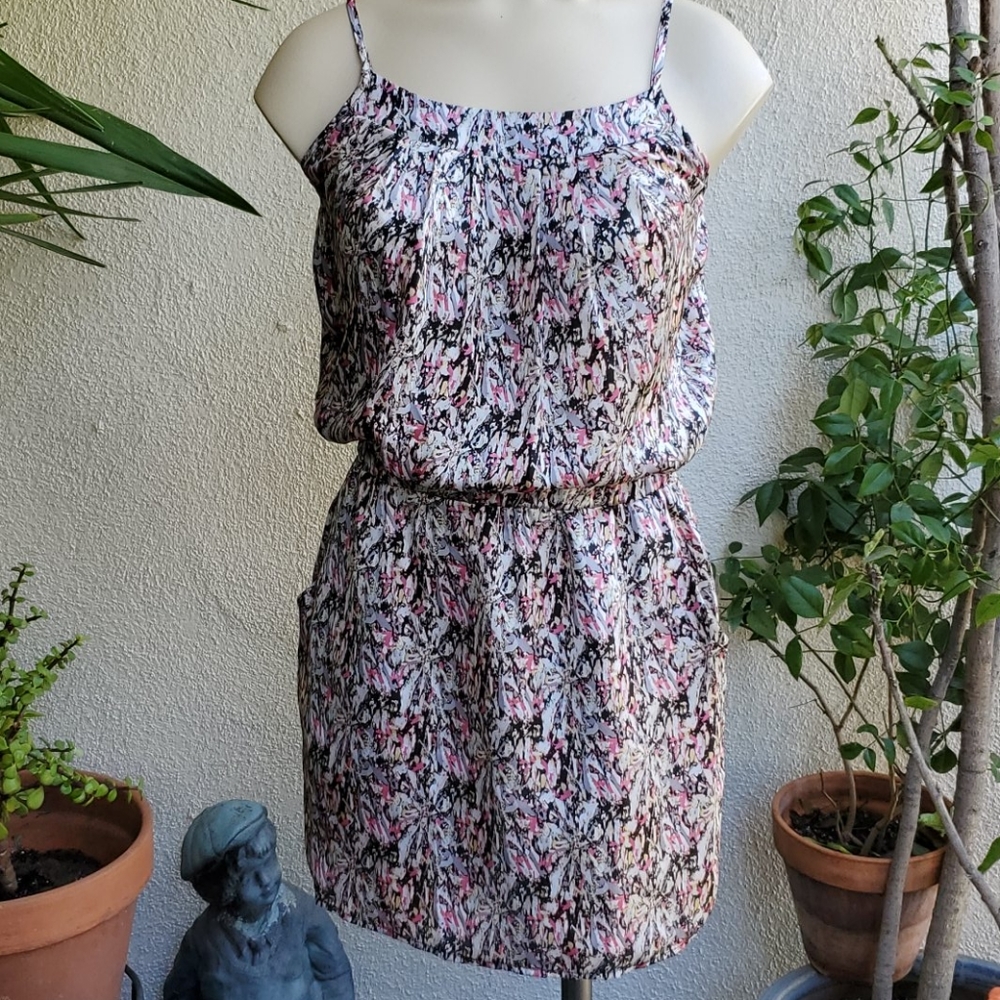 Satin like Really Cute Spaghetti Straps Dress with pockets Looks great on